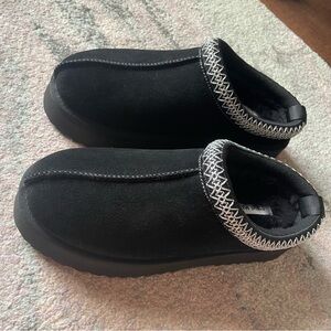 Steve Madden Slip ons with platform